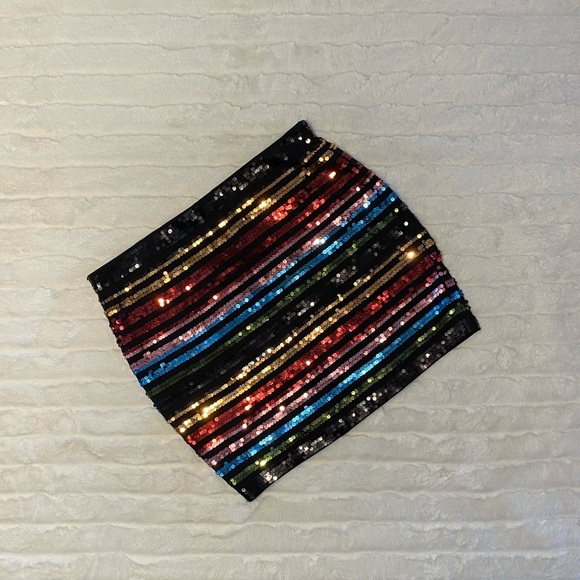 Express Dresses & Skirts - NWT Express Sequined Mini Skirt